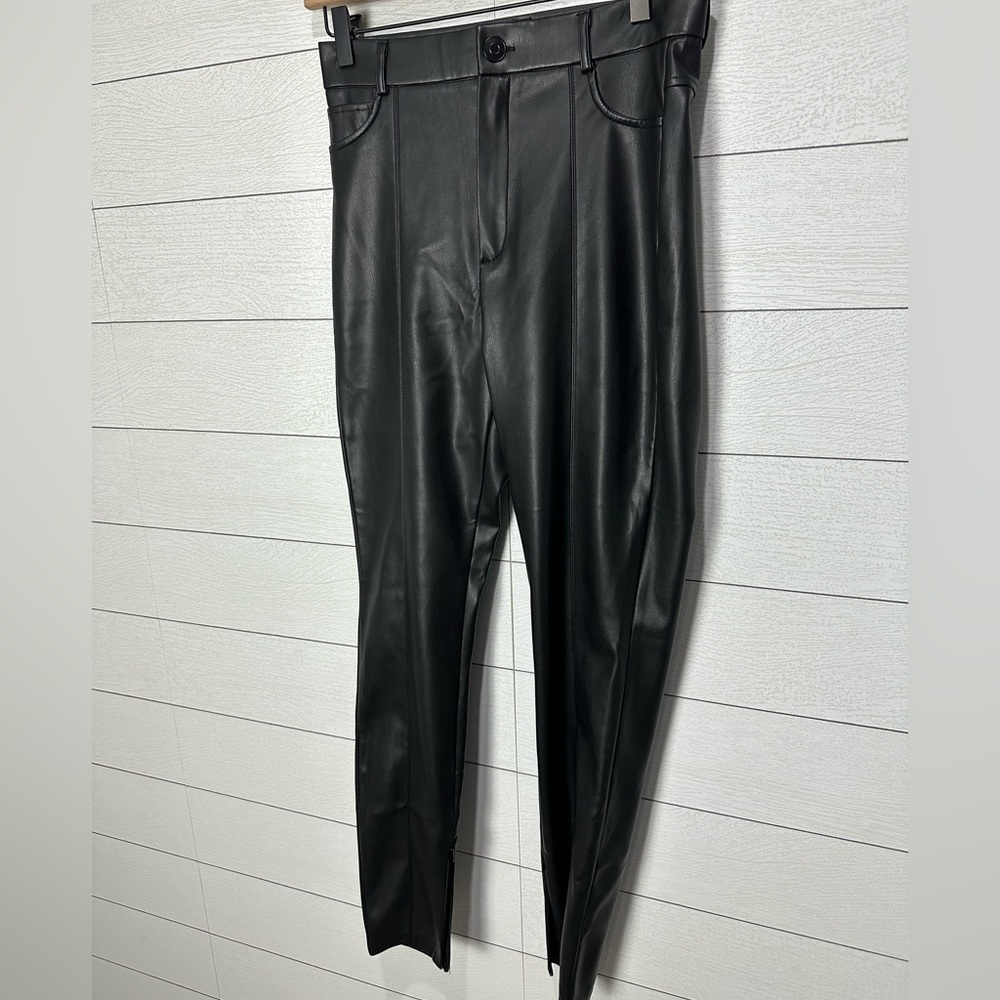 NWT Zara Black Faux Leather Pants Size Medium